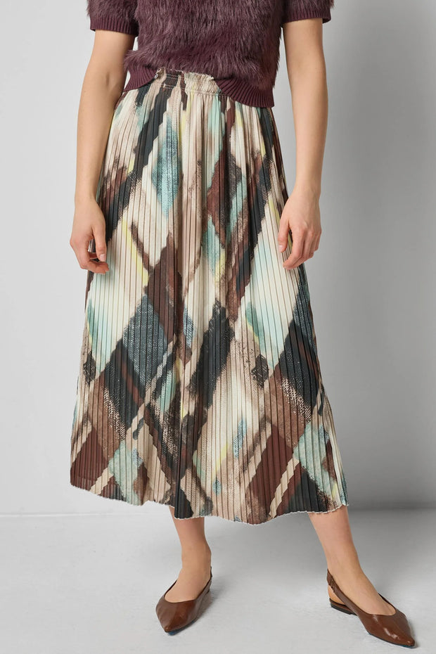 pleated maxi skirt