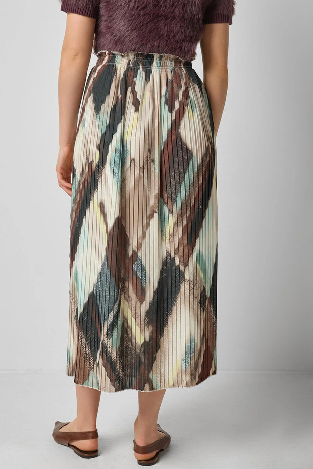 pleated maxi skirt