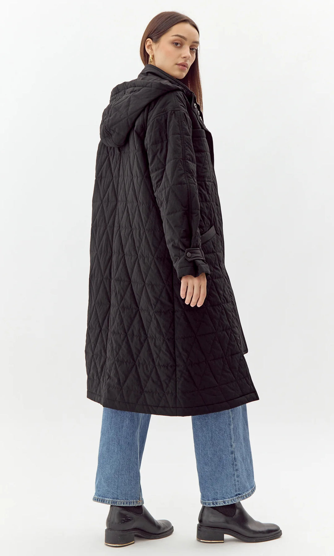 SYUMAN.　Bijou velours quilted coat SYUMAN. Bijou velours quilted coat